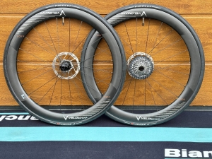             Koła szosowe Velomann V50R Disc Carbon 50mm ... NOWE KOŁA KARBONOWE .. Wyprzedaż modelu