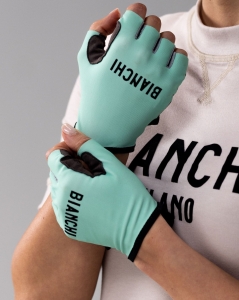 lifestyle-gloves-1.jpg