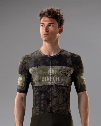 techgravel-jersey-man-1_4_1.jpg