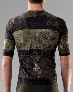 techgravel-jersey-man-3_4_1.jpg