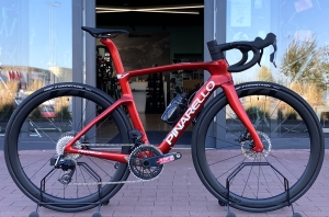          Pinarello  F7 Aero Disc ... Elektroniczny Sram Force AXS ... NOWY ROWER .. Model 2026