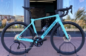                   Bianchi Infinito Disc ... Endurance ... Shimano 105 Di2 elektroniczna ... NOWY ROWER 
