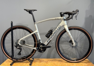          Pinarello Grevil F1 Gravel ... Shimano GRX610 ... NOWY ROWER ... Model 2026